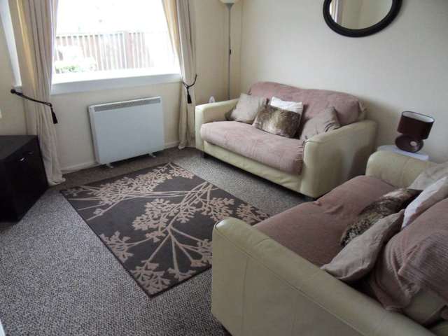  Image of 1 bedroom Flat to rent in Teviot Terrace Johnstone PA5 at Teviot Terrace  Johnstone, PA5 0NW