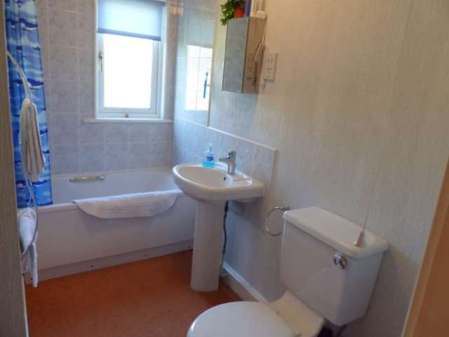  Image of 2 bedroom Detached house for sale in Modbury Ivybridge PL21 at Thatches  Ivybridge, PL21 0SB