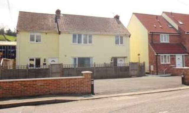  Image of 2 bedroom Flat to rent in Wells Road Glastonbury BA6 at The Basket Works  Glastonbury, BA6 9AG