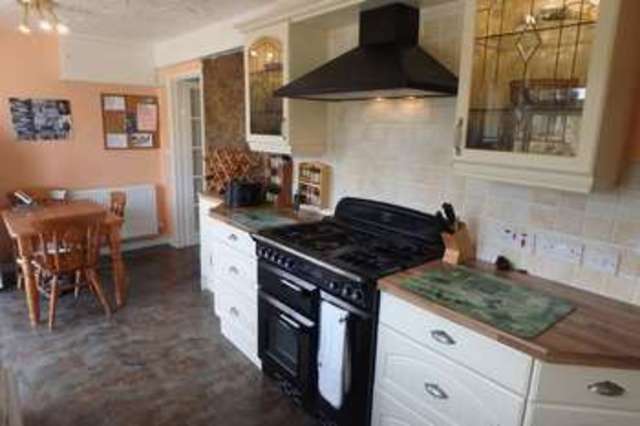  Image of 3 bedroom Detached house for sale in Crick Caldicot NP26 at Crick Caldicot, NP26 5UW