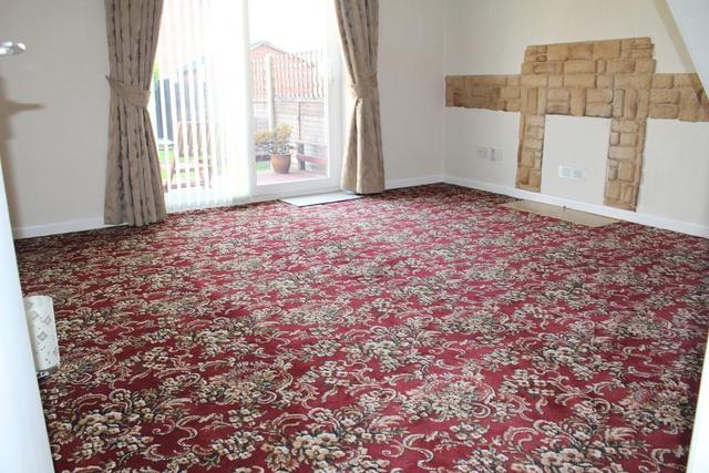  Image of 2 bedroom End of Terrace to rent in The Finches Weymouth DT3 at Broadwey  Weymouth, DT3 5QN