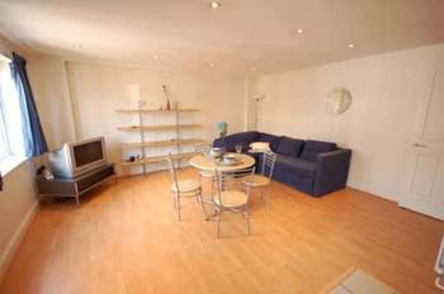 Image of 1 bedroom Property to rent in Cheapside Reading RG1 at The Picture House Reading Reading, RG1 7AJ
