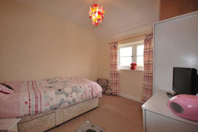  Image of 3 bedroom Terraced house to rent in The Rowans Greenhalgh Preston PR4 at The Rowans Greenhalgh Preston, PR4 3EU