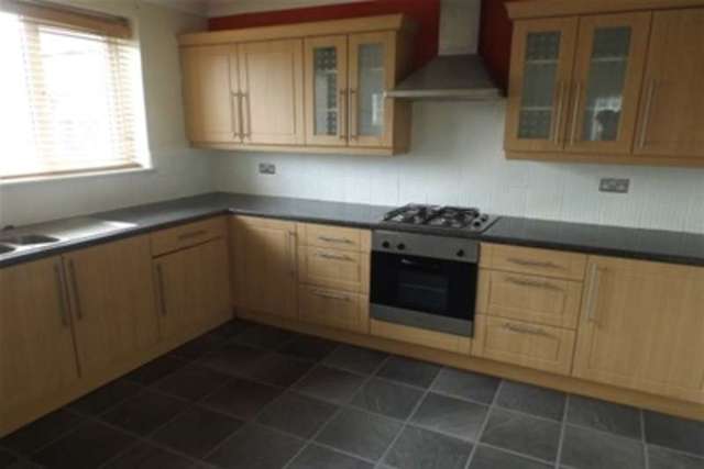  Image of 3 bedroom Detached house to rent in Chestnut Grove Thornaby Stockton-on-Tees TS17 at Stockton-on-Tees, TS17 8AN