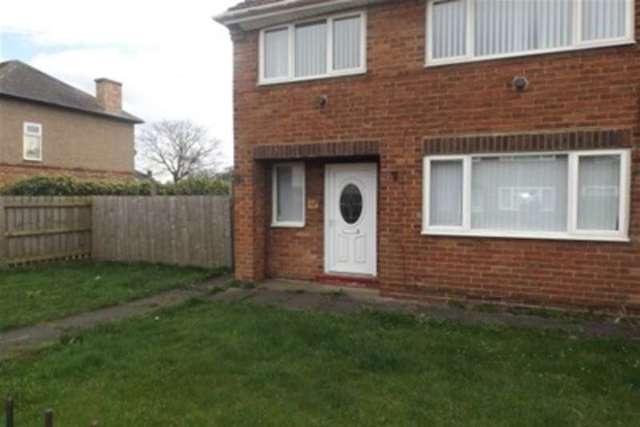  Image of 3 bedroom Detached house to rent in Chestnut Grove Thornaby Stockton-on-Tees TS17 at Stockton-on-Tees, TS17 8AN