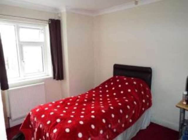  Image of 3 bedroom Detached house for sale in Thornhill Road Sparkhill Birmingham B11 at Sparkhill Birmingham Springfield, B11 3LL