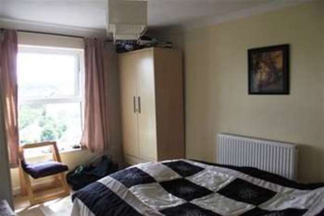  Image of 2 bedroom Flat to rent in Thurlow Road Torquay TQ1 at Torquay, TQ1 3DZ
