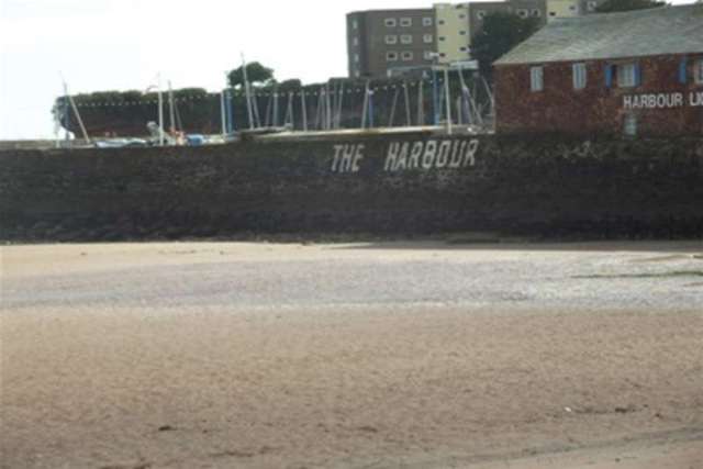  Image of 2 bedroom Flat to rent in Thurlow Road Torquay TQ1 at Torquay, TQ1 3DZ