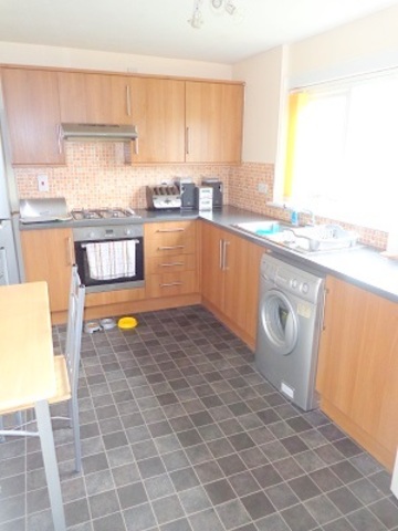  Image of 2 bedroom Flat to rent in Tiree Place Perth PH1 at Perth Perthshire Perthshire, PH1 3AP