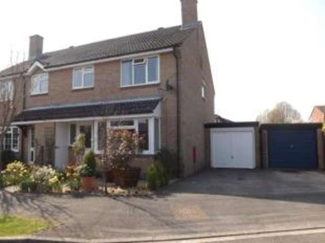  Image of 4 bedroom Semi-Detached house for sale in Lichfield Road Fareham PO14 at Titchfield Common Fareham Titchfield, PO14 4QN