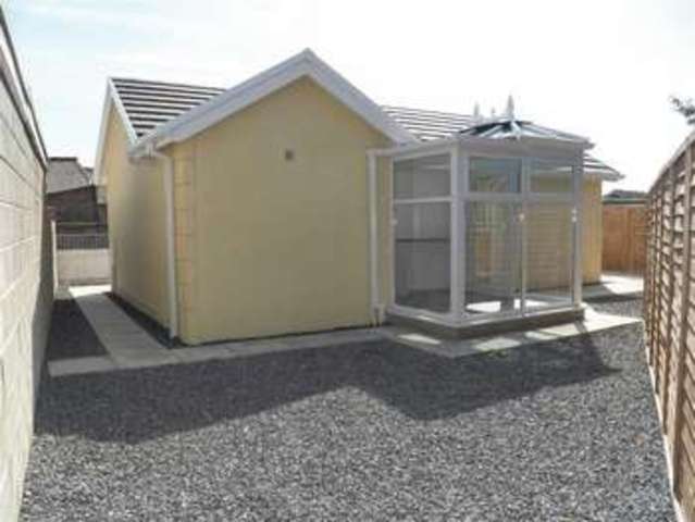  Image of 1 bedroom Property for sale in Toft Place Llanelli SA15 at Toft Place Llanelli Llanelli, SA15 3SB