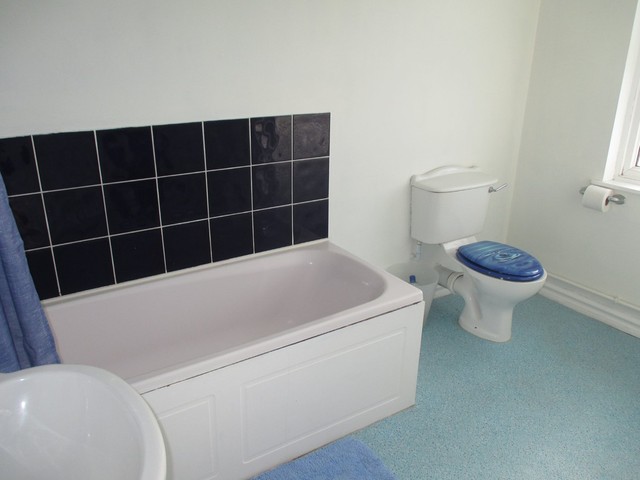  Image of 2 bedroom Terraced house for sale in Twyford Avenue Portsmouth PO2 at Twyford Avenue Stamshaw Portsmouth, PO2 8DQ