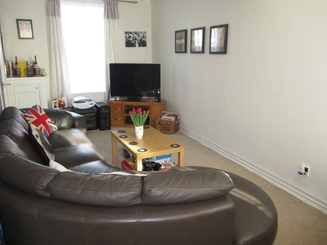  Image of 2 bedroom Terraced house for sale in Twyford Avenue Portsmouth PO2 at Twyford Avenue Stamshaw Portsmouth, PO2 8DQ