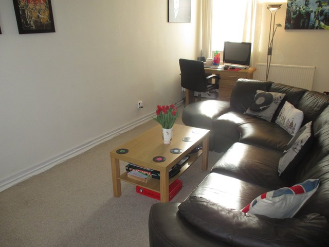  Image of 2 bedroom Terraced house for sale in Twyford Avenue Portsmouth PO2 at Twyford Avenue Stamshaw Portsmouth, PO2 8DQ