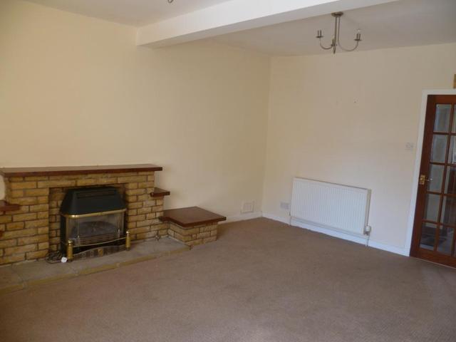 Image of 2 bedroom Flat to rent in Union Street Markinch Glenrothes KY7 at Glenrothes Fife Fife, KY7 6AD