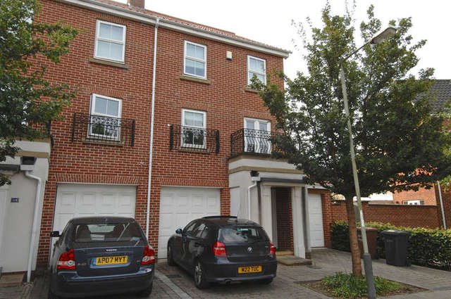  Image of 3 bedroom Terraced house to rent in Union Street Norwich NR2 at Norwich Norfolk, NR2 2TG