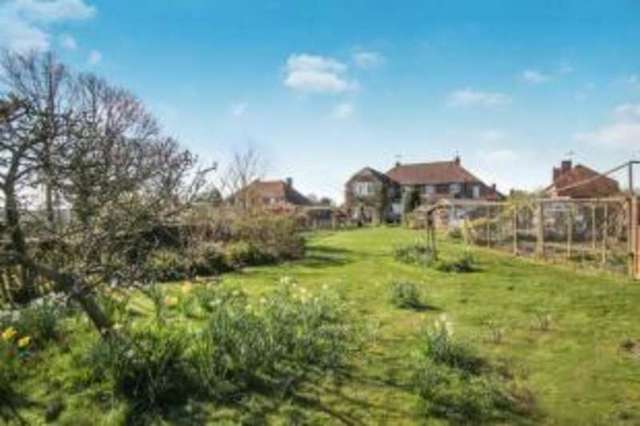  Image of 4 bedroom Semi-Detached house for sale in Upper Green Lane Shipbourne Tonbridge TN11 at Shipbourne Tonbridge Shipbourne, TN11 9PW