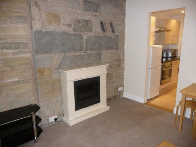  Image of 1 bedroom Terraced house to rent in Upper Grove Place Edinburgh EH3 at Edinburgh  Edinburgh, EH3 8AY