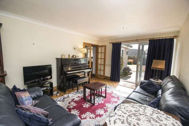  Image of 5 bedroom Detached house for sale in Valley Close Goring Reading RG8 at Goring on Thames, RG8 0AN