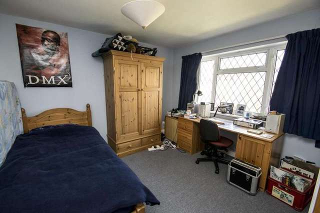  Image of 5 bedroom Detached house for sale in Valley Close Goring Reading RG8 at Goring on Thames, RG8 0AN