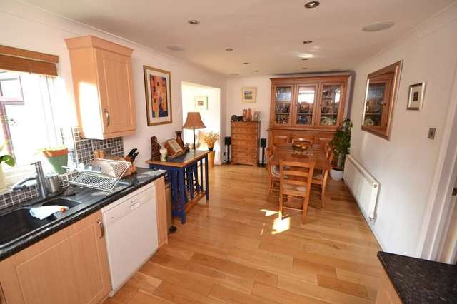  Image of 5 bedroom Detached house for sale in Burley Down Chandler