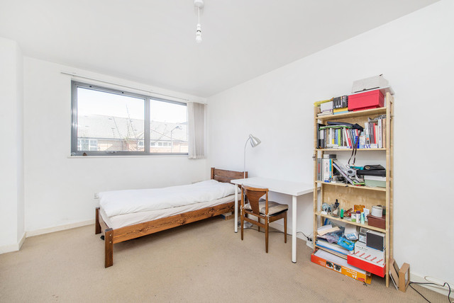  Image of 2 bedroom Apartment for sale in Varcoe Road London SE16 at Varcoe Road Surrey Quays London, SE16 3AD