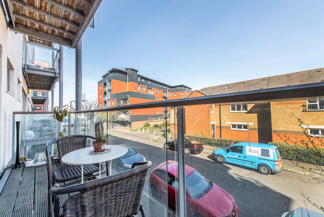  Image of 2 bedroom Apartment for sale in Varcoe Road London SE16 at Varcoe Road Surrey Quays London, SE16 3AD