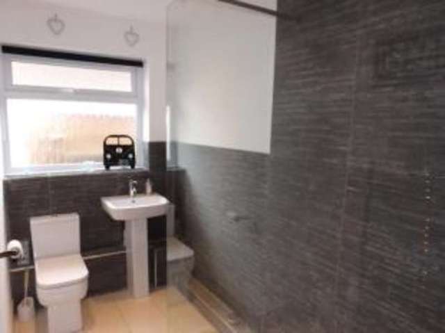  Image of 5 bedroom Detached house for sale in Vauxhall Gardens Tonbridge TN11 at Tonbridge Kent Tudeley, TN11 0LZ