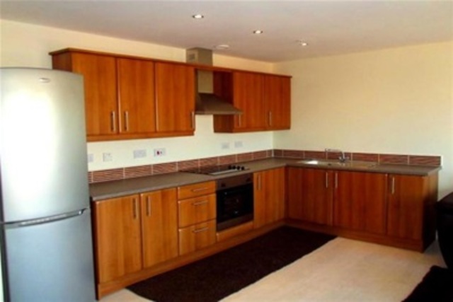  Image of 2 bedroom Flat to rent in Victoria Road Glasgow G42 at Govanhill Glasgow Glasgow, G42 7AB