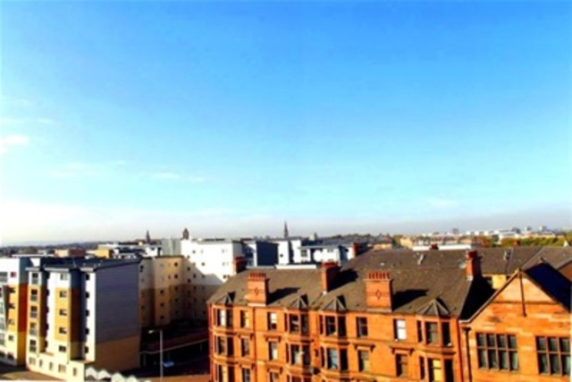  Image of 2 bedroom Flat to rent in Victoria Road Glasgow G42 at Govanhill Glasgow Glasgow, G42 7AB