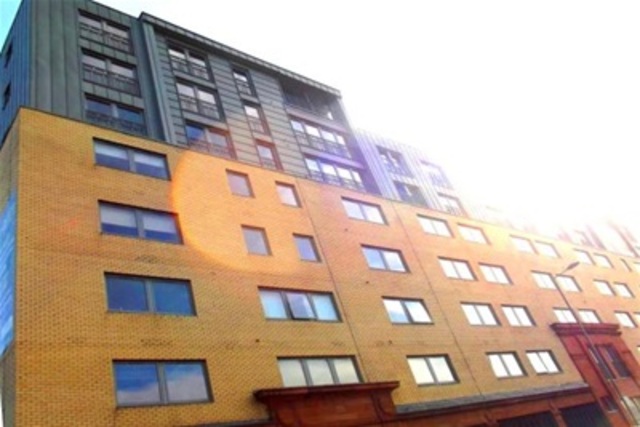 Image of 2 bedroom Flat to rent in Victoria Road Glasgow G42 at Govanhill Glasgow Glasgow, G42 7AB