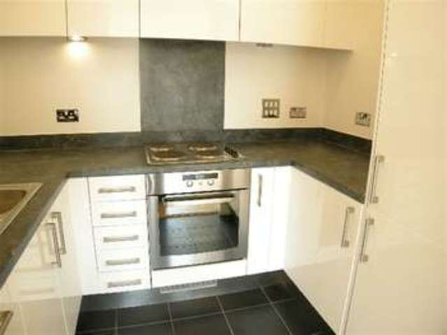  Image of 1 bedroom Property to rent in Battersea Park Road London SW8 at Viridian Battersea Park Road Battersea Park Road, SW8 4DB