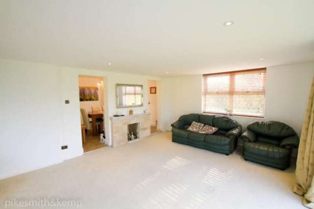  Image of 4 bedroom Detached house for sale in West End Waltham St. Lawrence Reading RG10 at WALTHAM ST LAWRENCE, RG10 0NG
