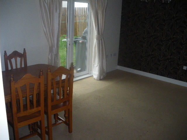  Image of 3 bedroom Semi-Detached house to rent in Waltheof Road Sheffield S2 at Sheffield, S2 1PE