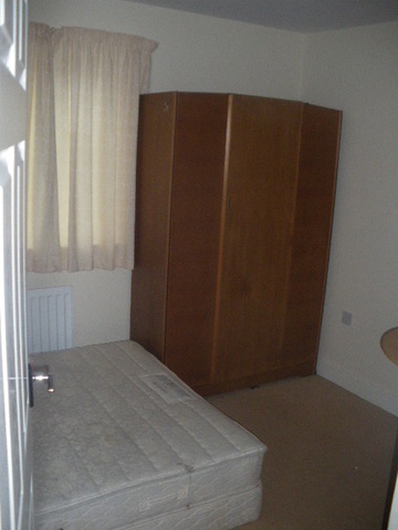  Image of 3 bedroom Semi-Detached house to rent in Waltheof Road Sheffield S2 at Sheffield, S2 1PE