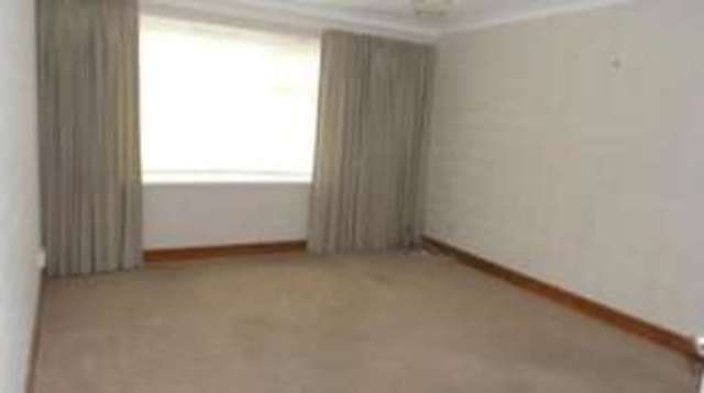  Image of 2 bedroom Bungalow for sale in Lumber Leys Walton on the Naze CO14 at Walton On The Naze Essex Walton-on-Naze, CO14 8SS
