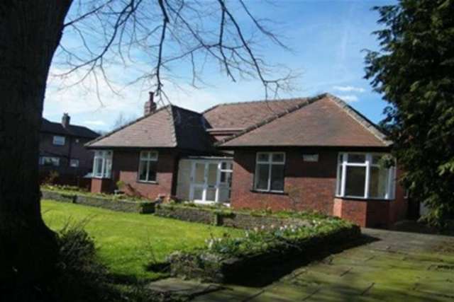  Image of 3 bedroom Detached house to rent in Washway Road Sale M33 at Sale, M33 4RB