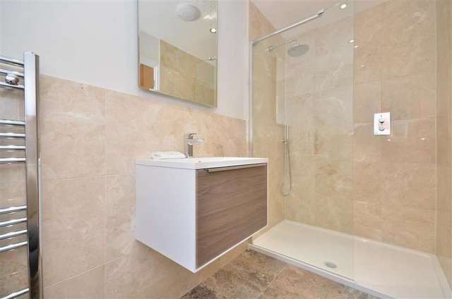  Image of 4 bedroom Detached house for sale in Wedgwood Way Cowplain Waterlooville PO8 at Cowplain Waterlooville Waterlooville, PO8 8RW