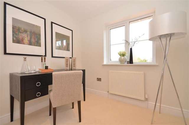  Image of 4 bedroom Detached house for sale in Wedgwood Way Cowplain Waterlooville PO8 at Cowplain Waterlooville Waterlooville, PO8 8RW