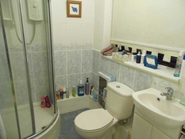 Image of 3 bedroom Detached house for sale in Welland Close Burton-on-Trent DE15 at Burton-On-Trent Staffordshire Burton-On-Trent, DE15 0AG