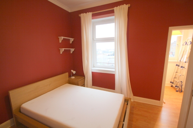  Image of 1 bedroom Flat to rent in Wellbank Place Monifieth Dundee DD5 at Monifieth Dundee Dundee, DD5 4BJ