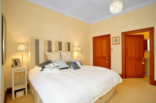  Image of 2 bedroom Flat to rent in North Deeside Road Cults Aberdeen AB15 at Cults Aberdeen Aberdeen, AB15 9PB