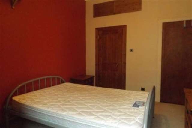  Image of 1 bedroom Flat to rent in West Graham Street Glasgow G4 at Glasgow, G4 9LL