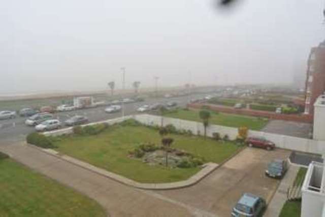  Image of 3 bedroom Flat to rent in West Parade Worthing BN11 at West Parade  Worthing, BN11 3QY