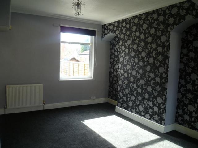  Image of 3 bedroom Terraced house to rent in Westcott Street Hull HU8 at Hull, HU8 8LU
