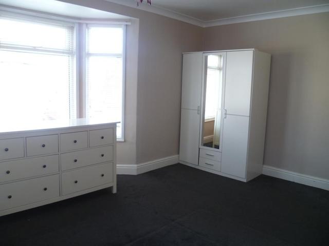  Image of 3 bedroom Terraced house to rent in Westcott Street Hull HU8 at Hull, HU8 8LU