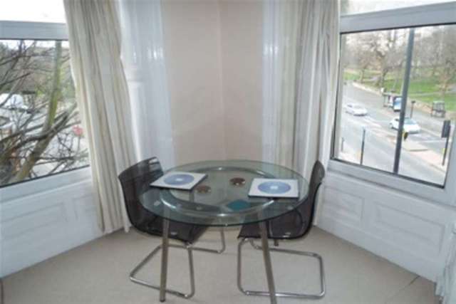  Image of 1 bedroom Flat to rent in Westgate Road Newcastle upon Tyne NE4 at Newcastle upon Tyne, NE4 6AJ