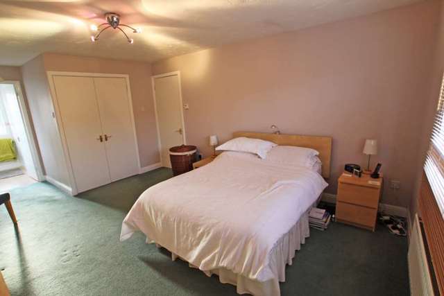  Image of 4 bedroom Detached house for sale in Westwater Way Didcot OX11 at Westwater Way  Didcot, OX11 7TY