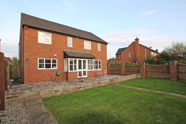  Image of 4 bedroom Detached house for sale in Westwater Way Didcot OX11 at Westwater Way  Didcot, OX11 7TY