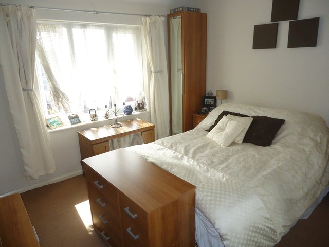  Image of 3 bedroom Semi-Detached house for sale in Weyhill Close Havant PO9 at Weyhill Close Leigh Park Havant, PO9 4PY